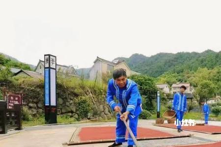 红曲酒为什么上面长白