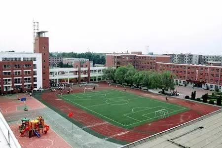 长春108小学两个校区哪个是公立