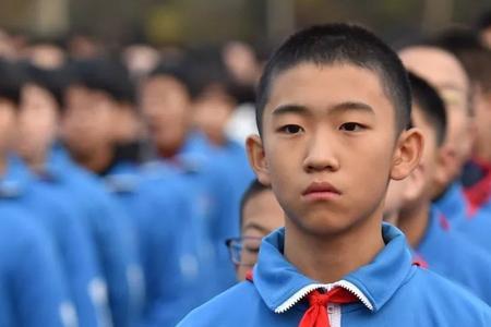 少先队员发型