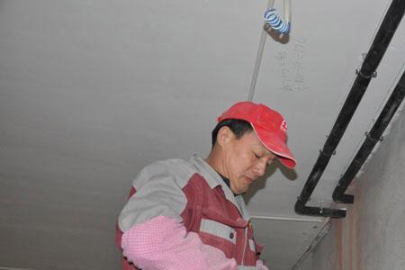 房建水电包括工地电工吗