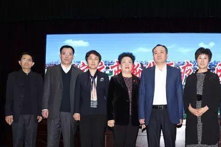 石家庄新华集团是干什么的