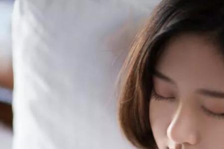 外向女生喜欢男生会说很多话嘛