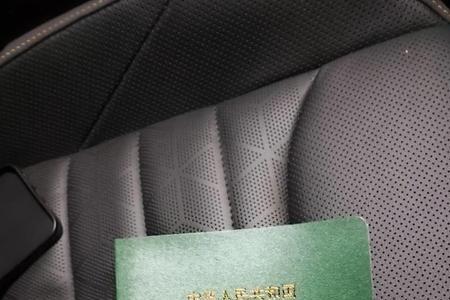 4s店全款提车几天后给绿本合理吗