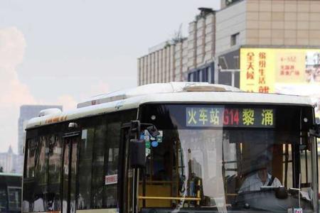 佛山10路公交车几点发车