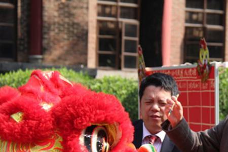 金鸡独立立天下是什么生肖