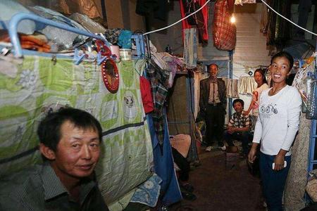 工地得做饭阿姨算不算农民工