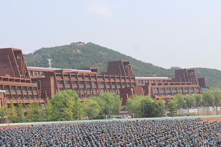 青岛理工大学黄岛校区多少学生