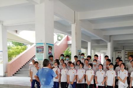 海慧中学按成绩分班吗