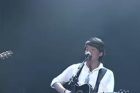 风儿轻轻吹是什么歌