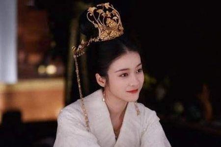 白发荣乐公主嫁给了谁多少集