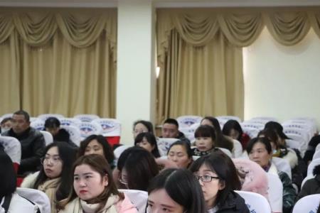 成都育英中学怎么样