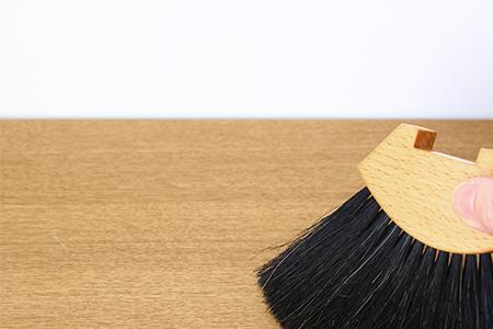 会议桌子上的刷子是干什么的