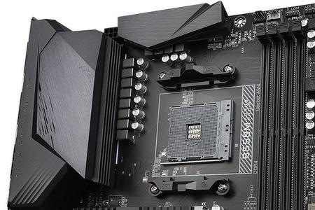 技嘉b550m是atx主板吗