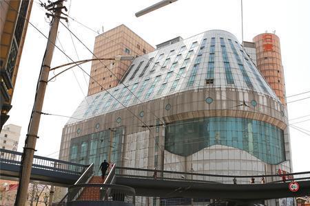 青岛四方过街天桥始建于哪年