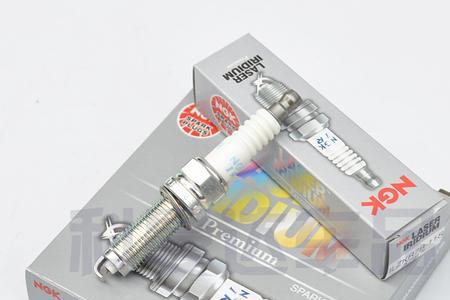 八代思域18火花塞用什么型号