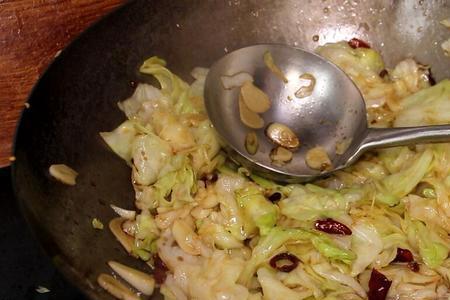 包菜为什么炒出来有发霉的味道