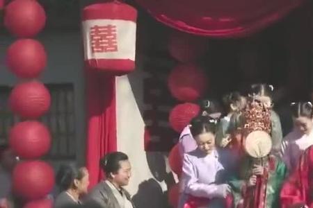明兰大婚为啥在轿子里又哭又笑