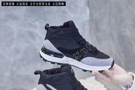 ung是什么牌子的鞋