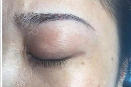 补眉毛和纹眉一样吗