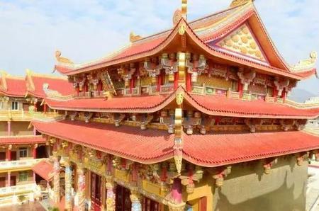 不满一岁的小孩可以去寺庙吗
