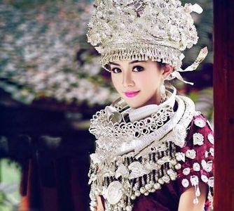 苗族服饰为什么不一样