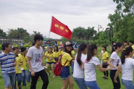 几人坐一块围一圈玩什么游戏
