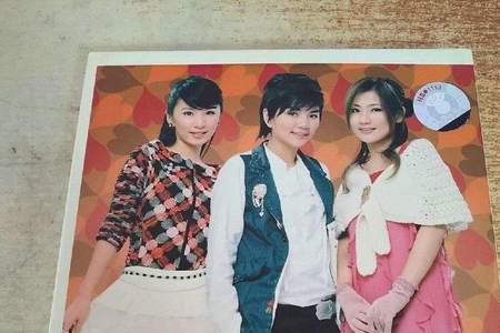 SHE哪一首歌曲跟蝴蝶有关