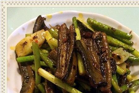 嫩南瓜烧鳝鱼的做法