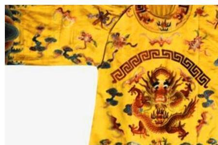 八团龙袍与九团龙袍的区别