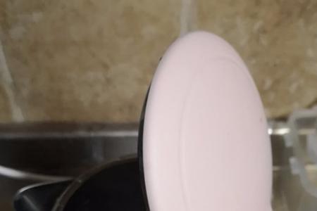 烧水壶底部晃动有声音