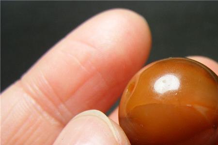 玛瑙红沁多少年形成