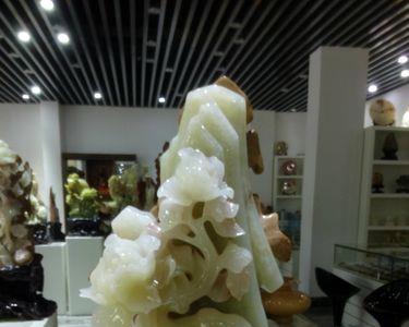 红花冰玉和青玉哪个好