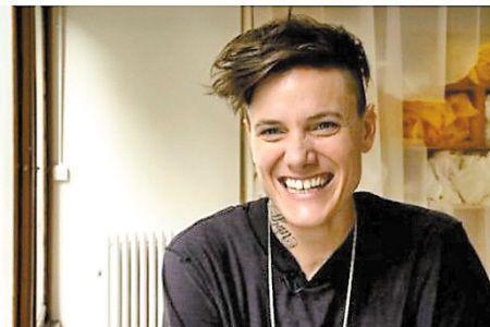 男人怎么是女儿身