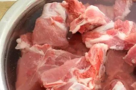 炖排骨可以头天晚上先焯水吗