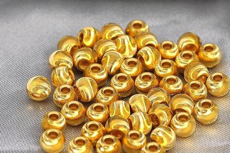 1克黄金压多少金箔