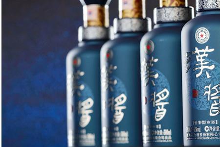 赖茅金樽和汉酱铂金蓝对比