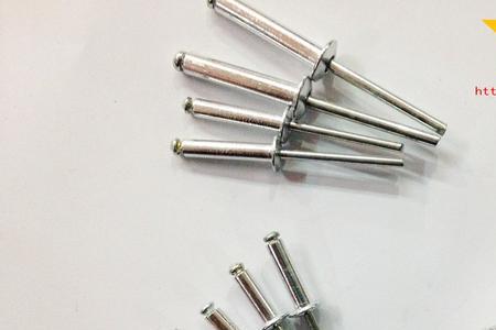 拉铆钉的拆卸方法
