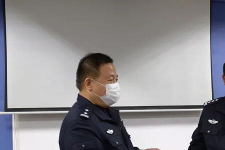 警务技术三级主任相当于什么
