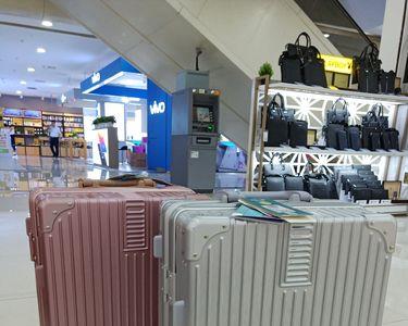 都宝路拉杆箱质量
