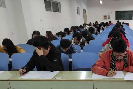 巡考人员可以使用手机吗