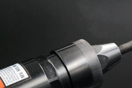 气动拉铆机为什么螺丝拉不紧