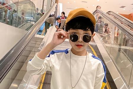 11岁男孩毛线衣穿多长