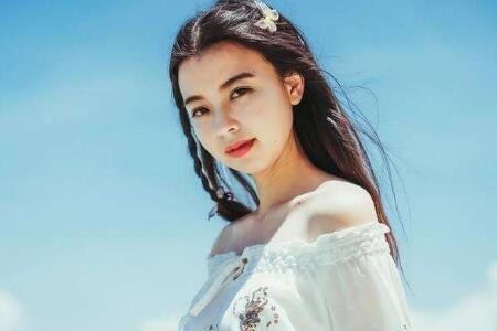 四十岁女人被异性抱住后会怎样