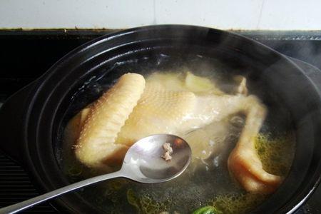 云腿干笋炖鸡
