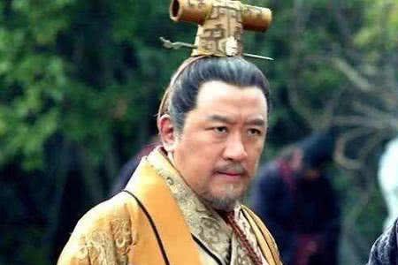皇上边上传话的是太监吗