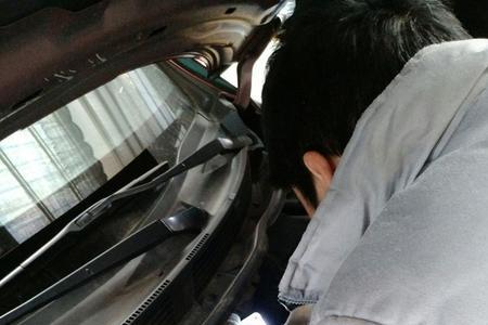 尼桑玛驰多少公里跟换火花塞