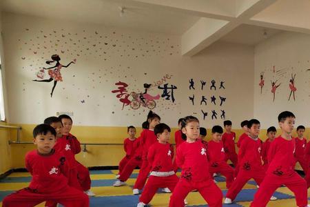 中华武校和普通学校有什么区别
