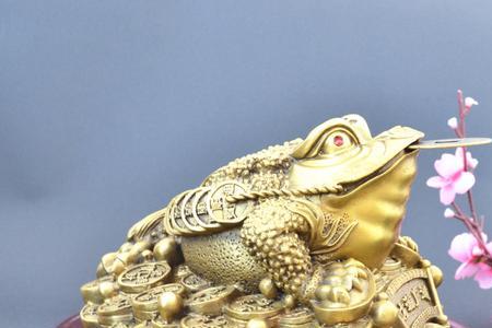 金蟾造型讲究