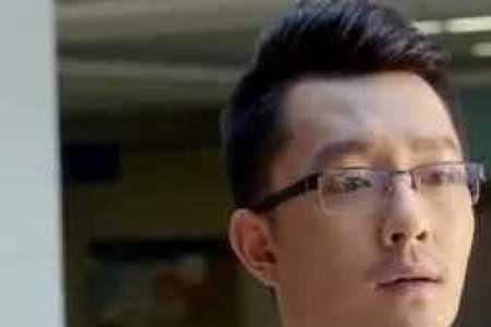刀锋乱世情安骏雄和玉蓉亲吻