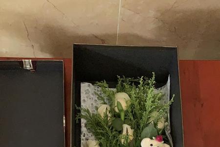 莫名其妙的收到花有什么含义
